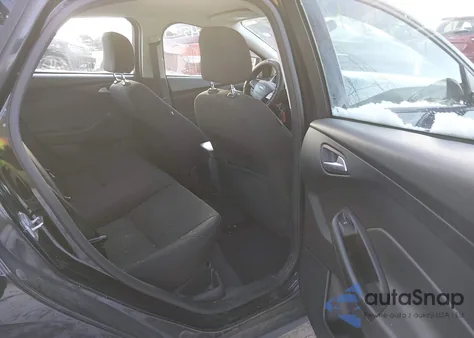 2015 Ford Focus Se z USA, uszkodzony, nr VIN 1FADP3F23FL276290